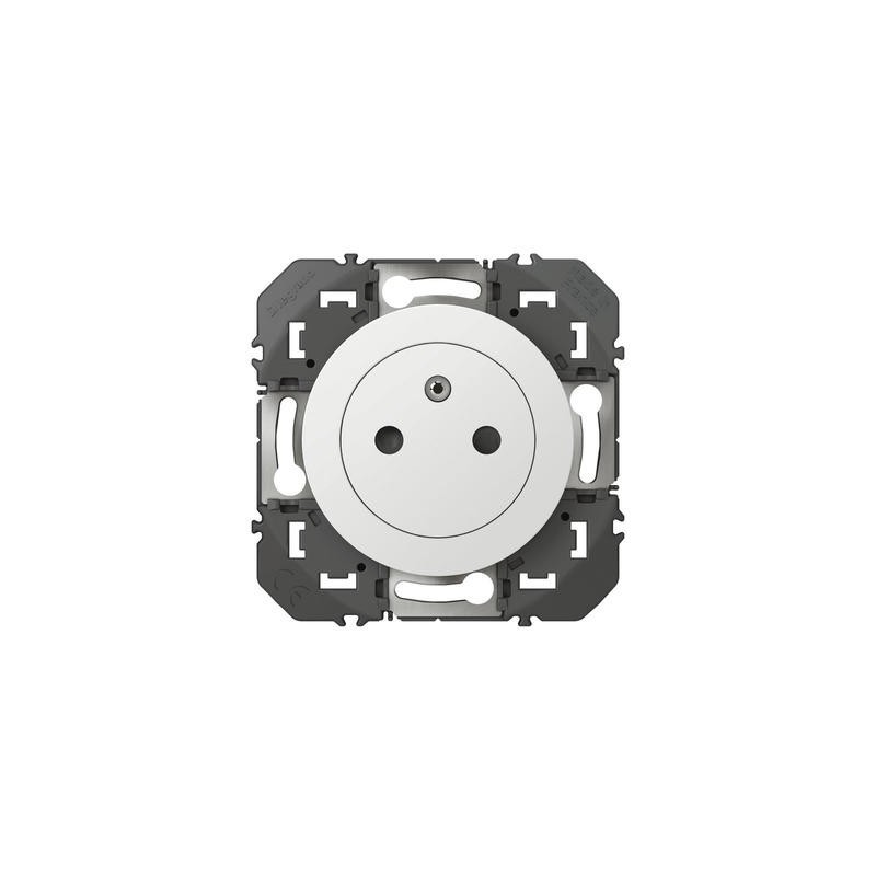                         [Fiche Type] Prise de courant Dooxie - 2P + T Surface - x A - Blanc