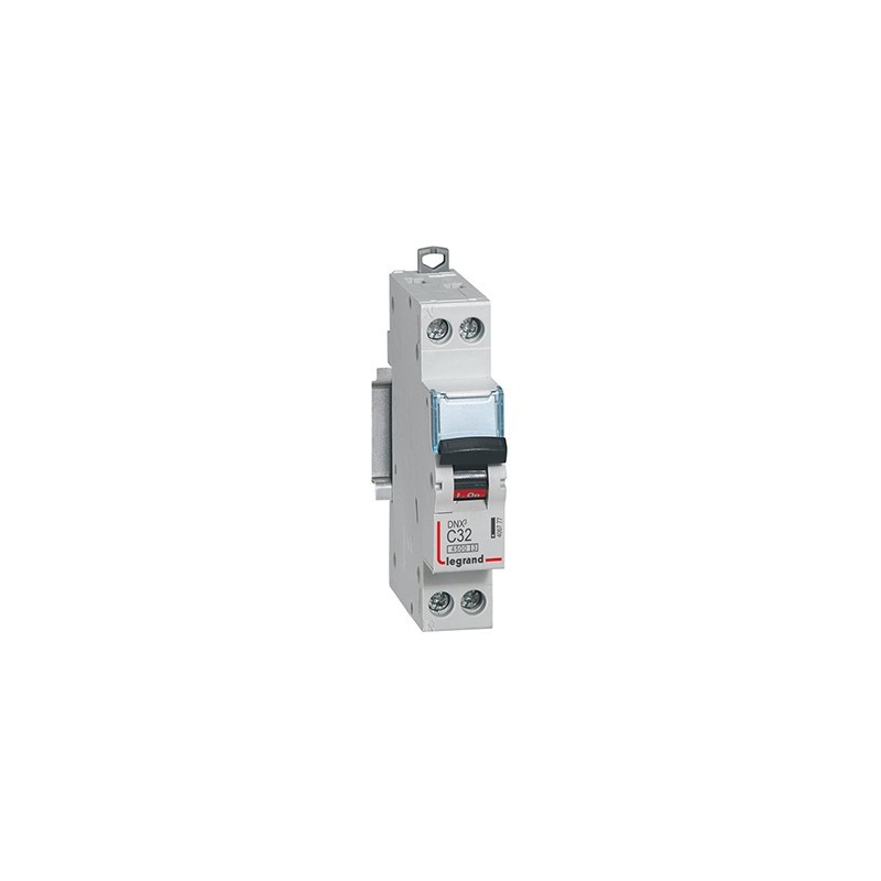                         Disjoncteur DNXᶾ - 32A - Legrand - 60018630